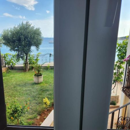 Vila Dora - Studio Dora Martinšćica Εξωτερικό φωτογραφία